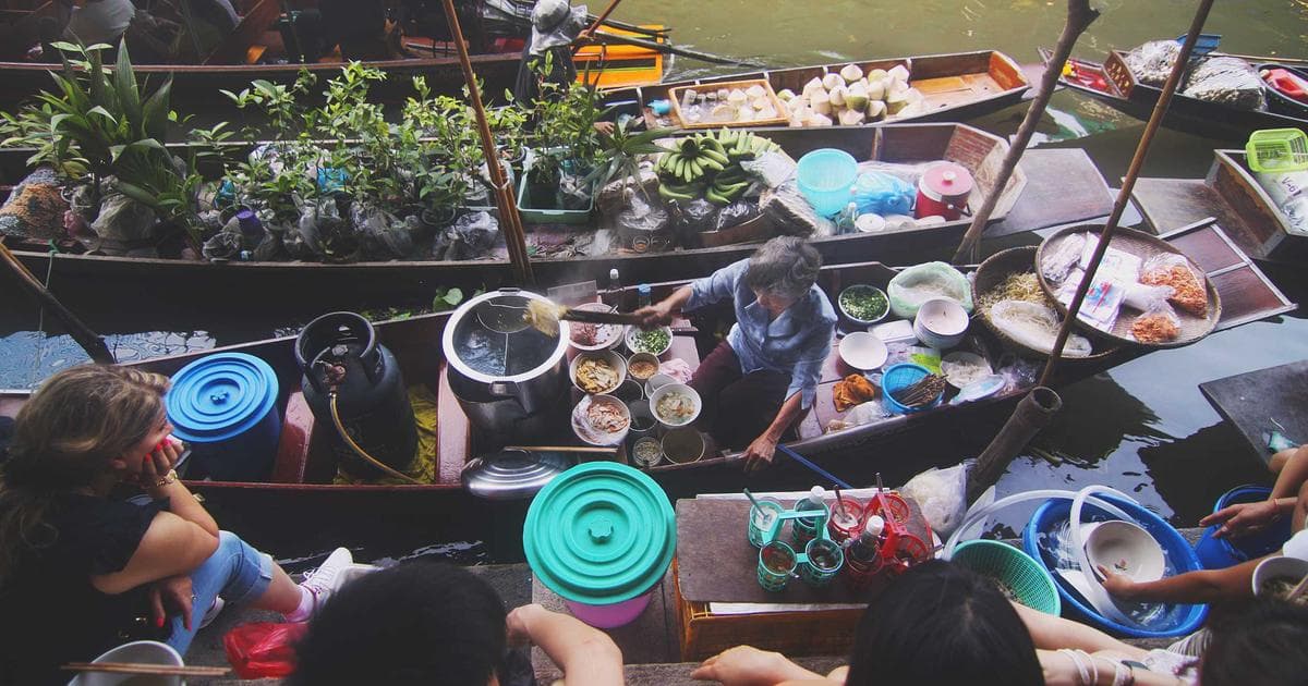 Testimonials in Email Drip Campaigns: Step-by-Step Guide